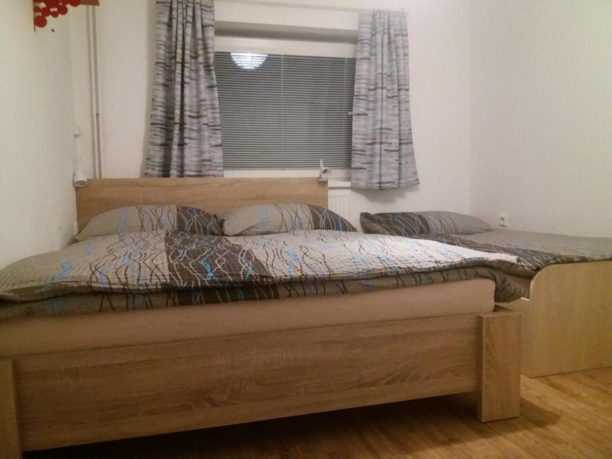 Apartman Na Skale Kostelec nad Orlici Екстер'єр фото